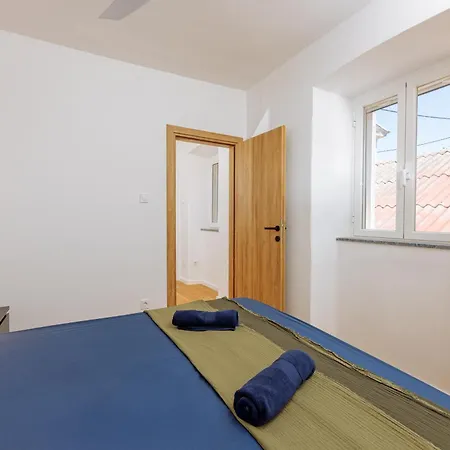 Old Charming House Lastovo