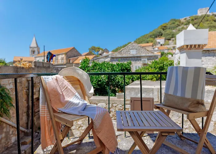 Old Charming House * Λάστοβο