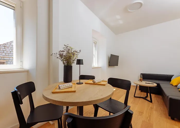 Old Charming House Λάστοβο