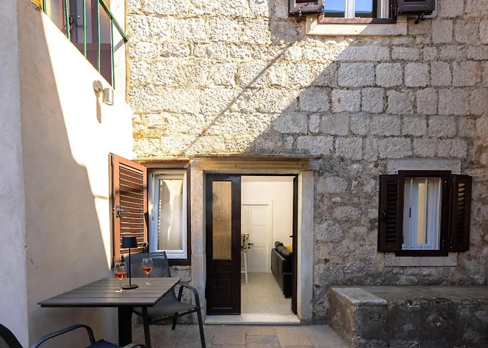 Διαμέρισμα Old Charming House Λάστοβο